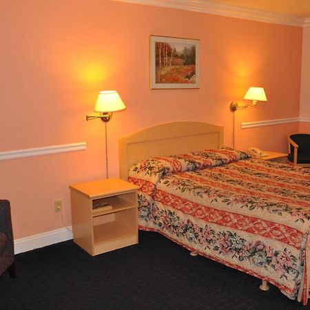 Super 8 By Wyndham Hayward Downtown Motel Castro Valley Kültér fotó