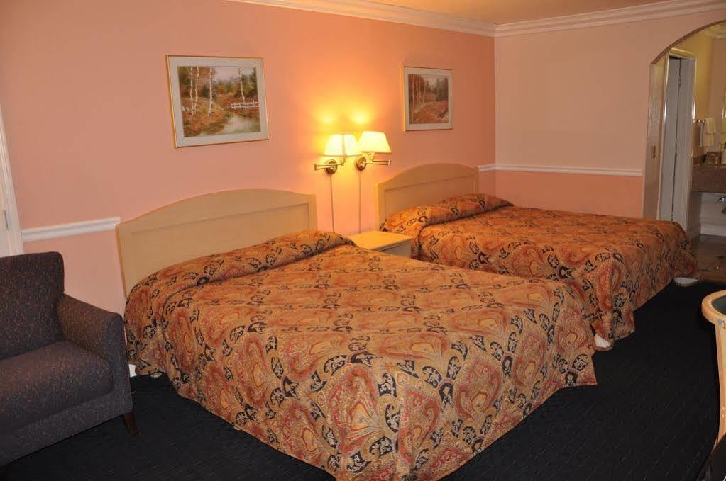 Super 8 By Wyndham Hayward Downtown Motel Castro Valley Kültér fotó